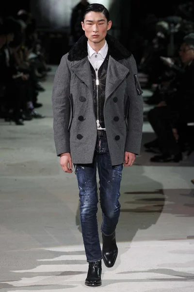 Look 31